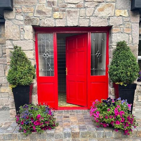 Cosy Rooms In A Stone Cottage 戈尔韦 外观 照片