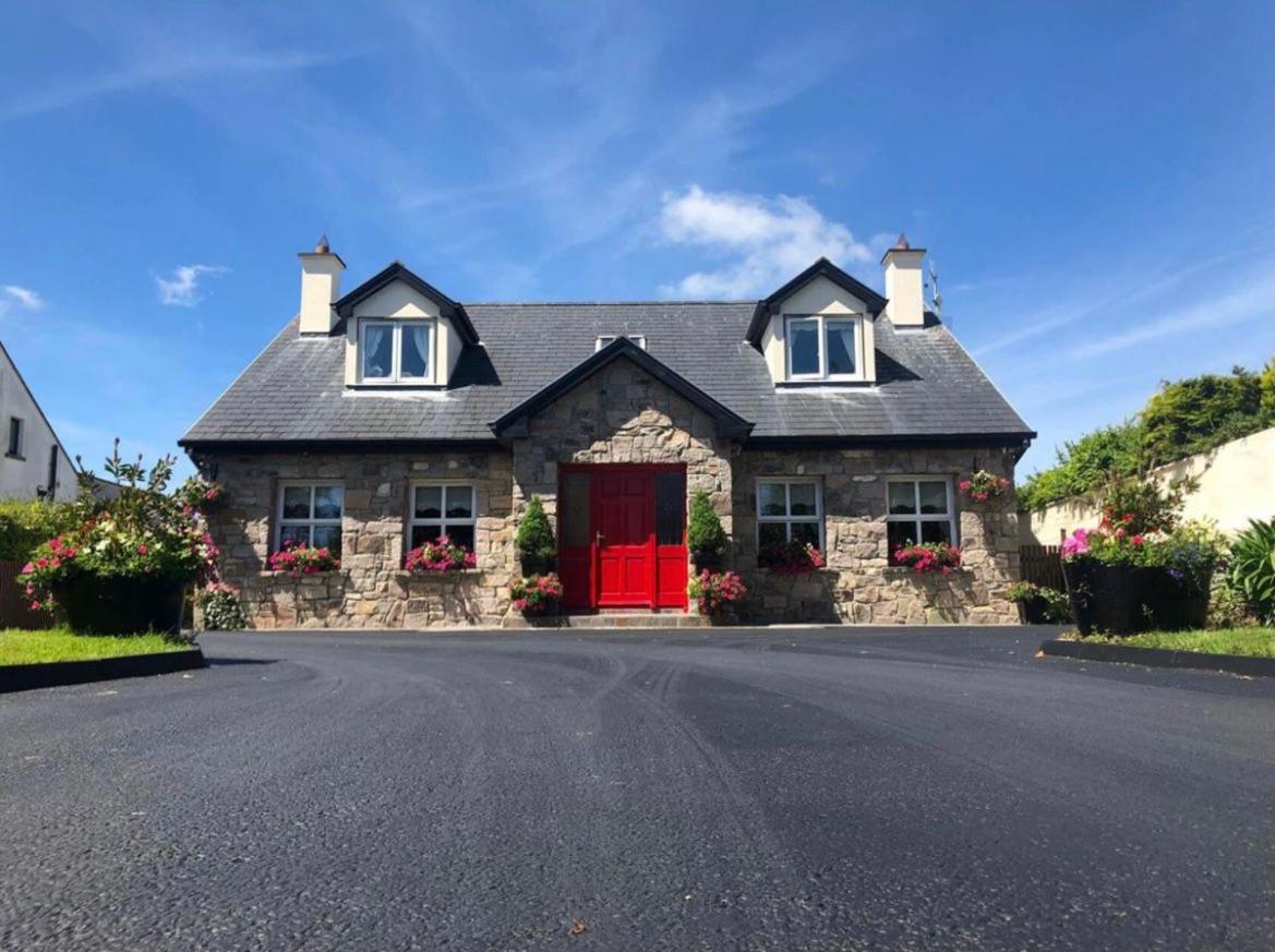 Cosy Rooms In A Stone Cottage Salthill 外观 照片
