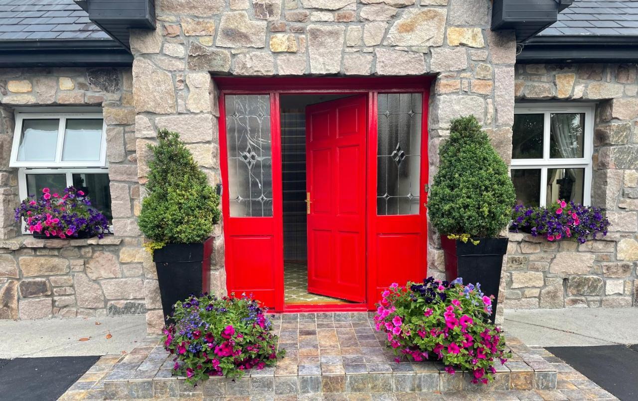 Cosy Rooms In A Stone Cottage 戈尔韦 外观 照片